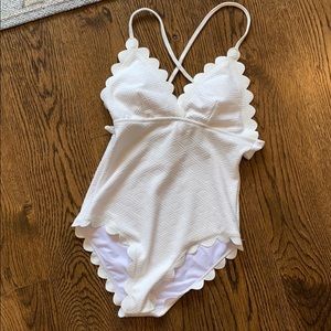 NWT one- piece swimsuit